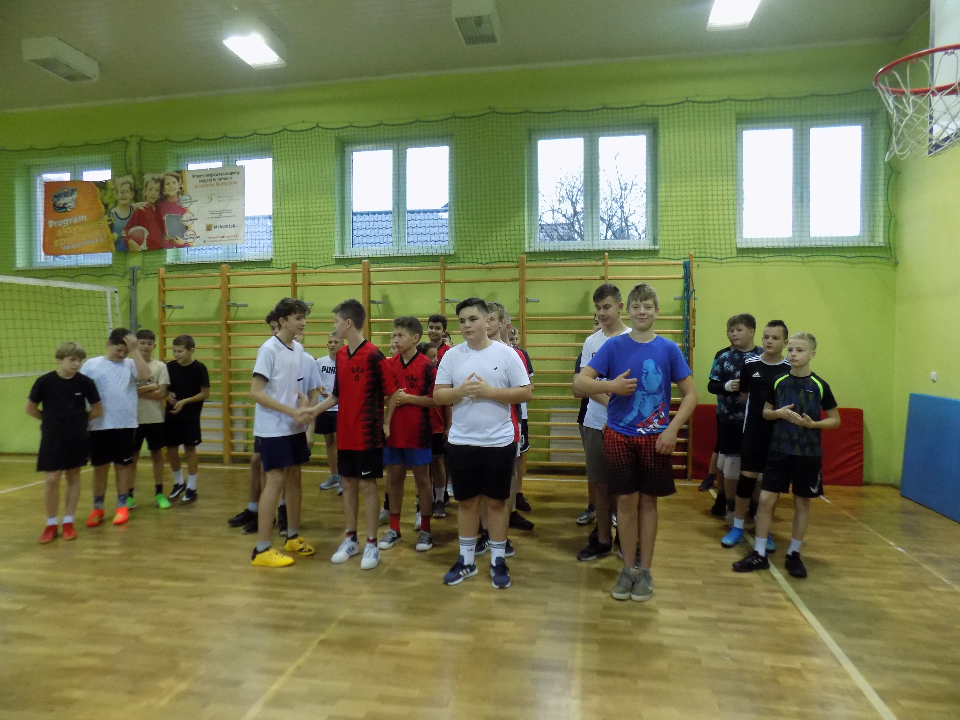 Turniej ministrantów w piłce siatkowej