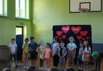 Dzień Rodziny- Zajęcia przyrodnicze i grill w leśniczówce w Rytrze.